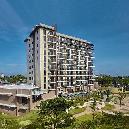 Quest Hotel Tagaytay Тагайтай Экстерьер фото